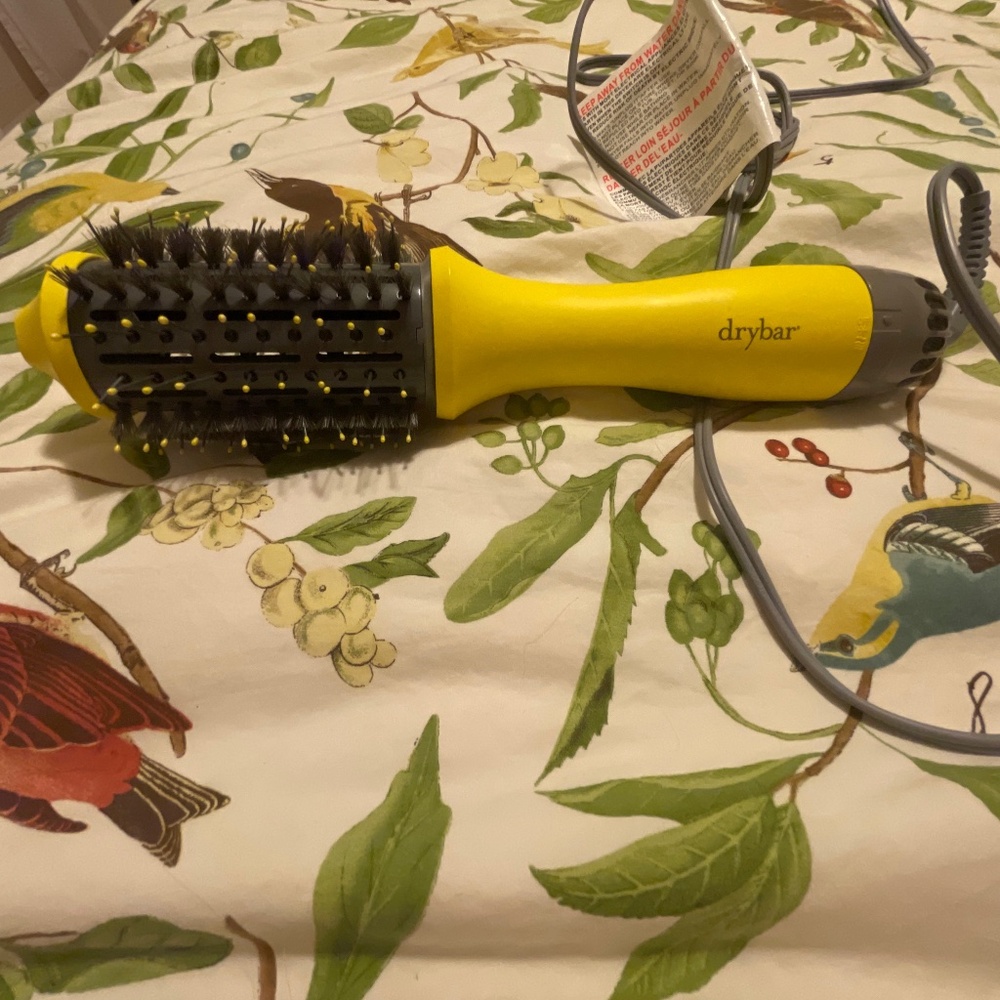 Drybar Double Shot Dryer Brush